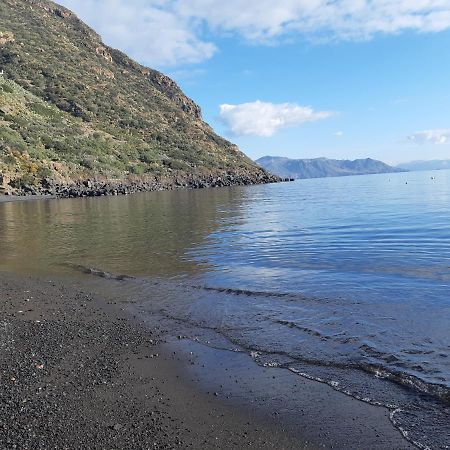 Albergo Seaside Leni Kültér fotó