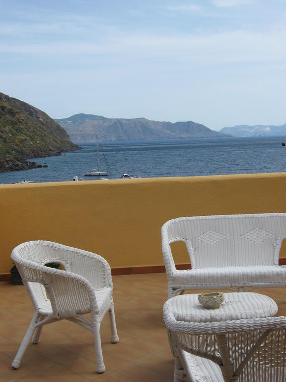 Albergo Seaside Leni Kültér fotó