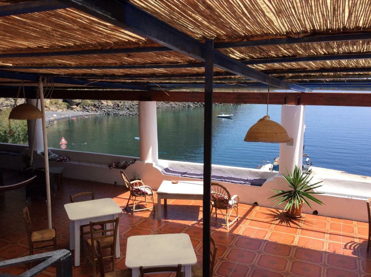 Albergo Seaside Leni Kültér fotó